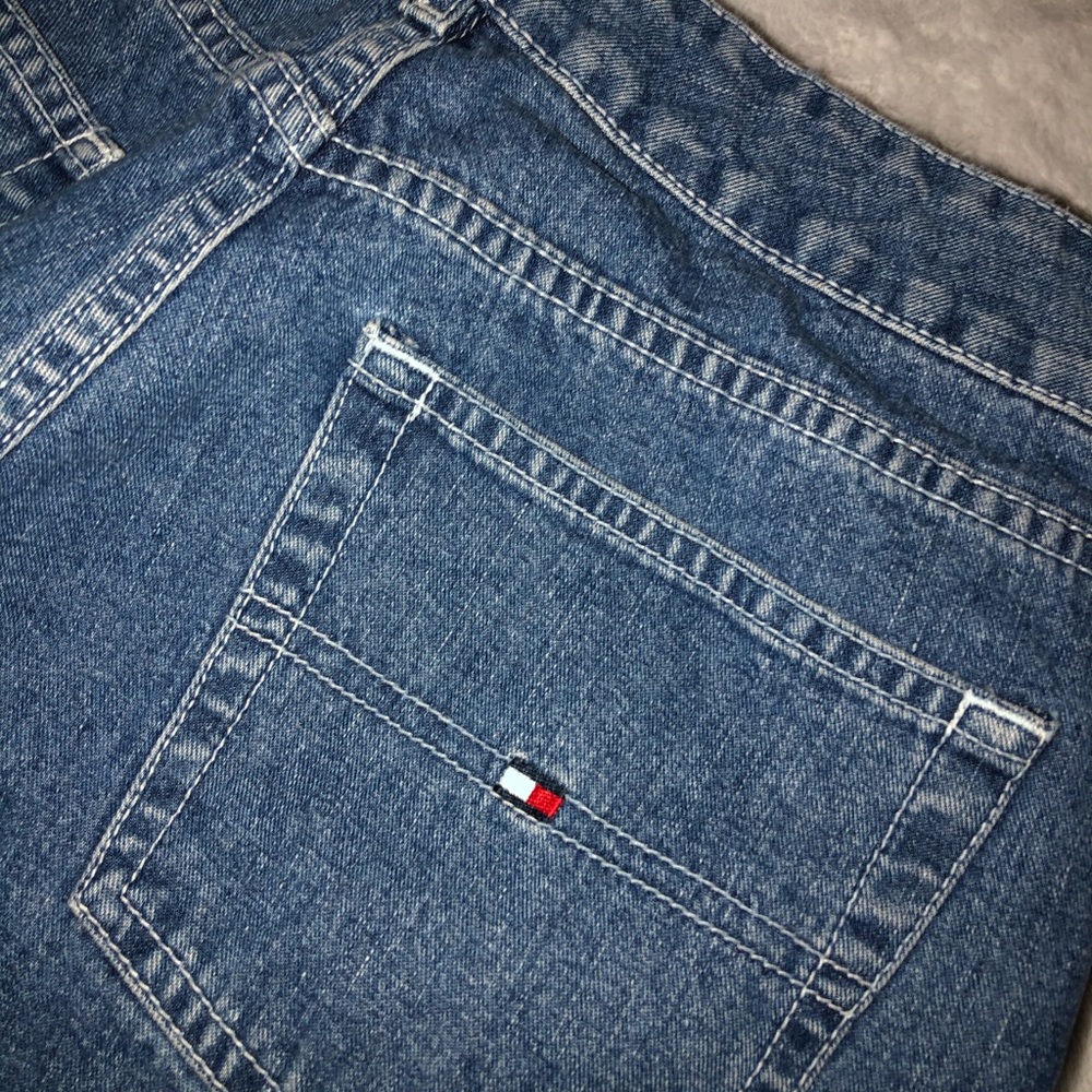 Tommy Hilfiger capris - Picture 3 of 3